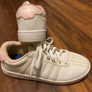 Kswiss Varsity Leather Tennis Shoe White and Pink size 7